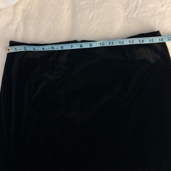 Calvin Klein Black Velvet Skirt - Picture 9 of 9